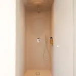 Ray's 1 - Stylish Corner With Balcony