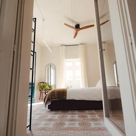 Ray's 1 - Stylish Corner With Balcony Appartamento La Valletta