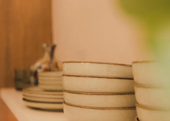 Ray's 1 - Stylish Corner With Balcony Apartament